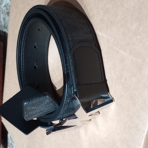 NEW MICHAEL KORS BLACK MONOGRAM PVC,SILVER TONE MK PLAQUE BUCKLE BELT - Picture 3 of 5